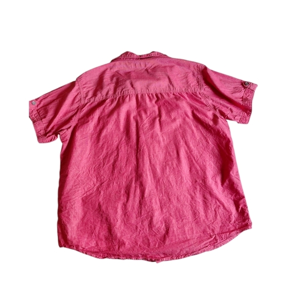 Stylish Pink Button-Down Shirt for Men - Picture 2 of 6